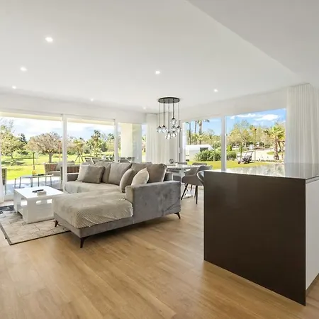 Al4-2107 - - Alcazaba Lagoon * Estepona